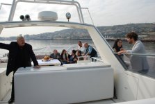 Лев Дуров, Гамида Омарова, Мабуд Магеррамов…- веселая прогулка на катере по Каспию (фотосесссия)