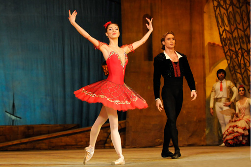 У Чинары Ализаде редкая пластика, прыжки, темперамент - Надежда Малыгина (фотосессия)