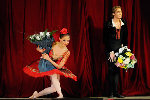 У Чинары Ализаде редкая пластика, прыжки, темперамент - Надежда Малыгина (фотосессия)