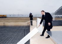 Ильхам Алиев принял участие в церемонии закладки фундамента завода по производству карбамида (ФОТО)