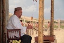 Ниндзя из Баку Лев Дуров: "Надо было сразу сломать руку или коленную чашечку" (фотосессия)