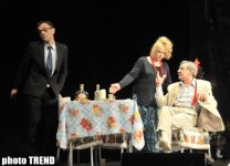 Потусторонняя любовь в Рождество российских звезд в Баку (фотосессия)