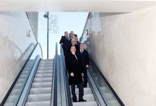 Президент Азербайджана и его супруга приняли участие в открытии новых пешеходных переходов (ФОТО)