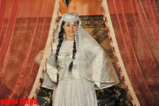 Новый клип Иззета Багирова и Аян Бабакишиевой (видео)