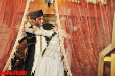 Новый клип Иззета Багирова и Аян Бабакишиевой (видео)