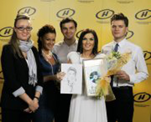 Только лучший должен отправиться на "Евровидение-2012" в Баку - Гюнешь (фотосессия)