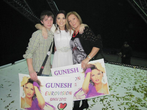 Только лучший должен отправиться на "Евровидение-2012" в Баку - Гюнешь (фотосессия)