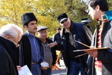 В Баку состоялась премьера фильма "Вестник рассвета" – зрители аплодировали стоя (фотосессия)
