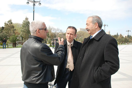 В Баку покажут "Дополнительное влияние" Эльхана Джафарова (фотосессия)