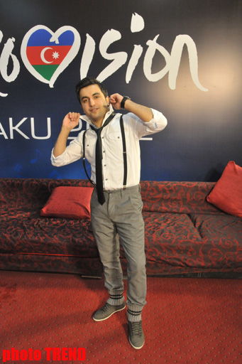 Полуфиналист нацотбора "Евровидения" Фаган Сафаров рассчитывает на вокал и хореографию (фотосессия)
