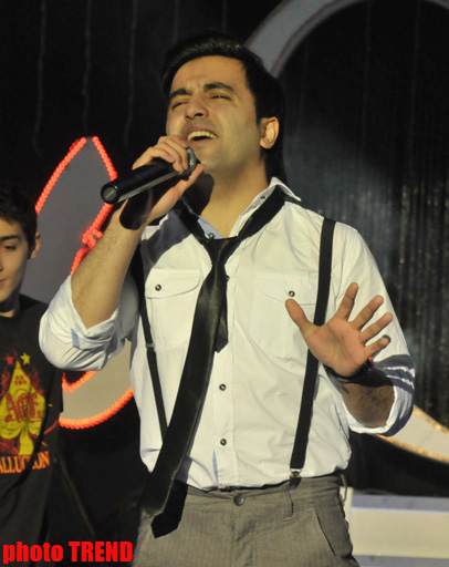 Полуфиналист нацотбора "Евровидения" Фаган Сафаров рассчитывает на вокал и хореографию (фотосессия)