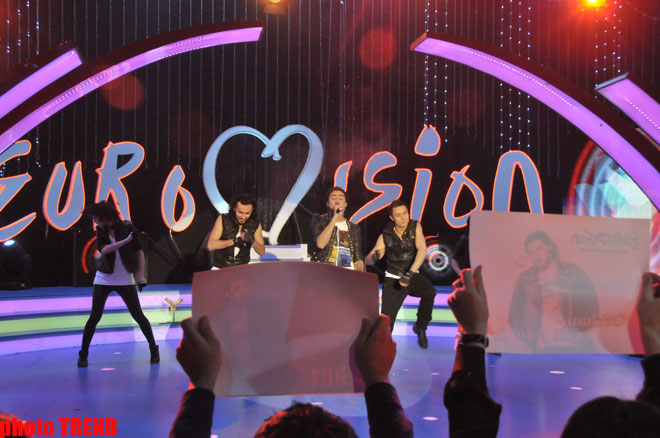 Финалист нацотбора "Евровидения" Орхан Керимли: "Вместе мы одолеем любые высоты" (фотосессия)