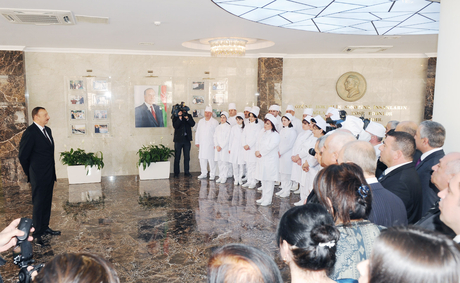 Ильхам Алиев принял участие в открытии Гусарской центральной районной больницы (ФОТО)