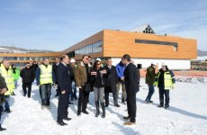 Президент Азербайджана и его супруга ознакомились с ходом строительства зимне-летнего туркомплекса "Шахдаг" (ФОТО)