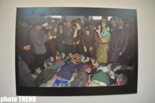 В Баку представлены уникальные работы французского фотографа, посвященные Ходжалинской трагедии (ФОТО)