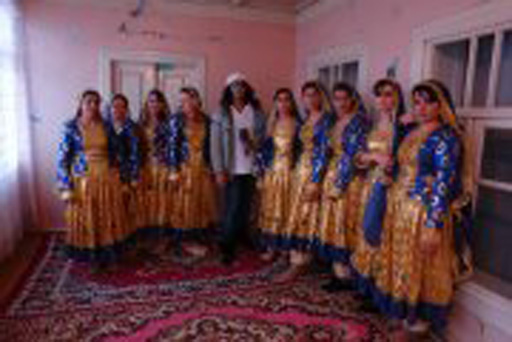 Телеведущий Забир Алиев о великолепии деревенской жизни: "Там все настоящее!" (фотосессия)