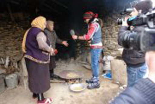 Телеведущий Забир Алиев о великолепии деревенской жизни: "Там все настоящее!" (фотосессия)