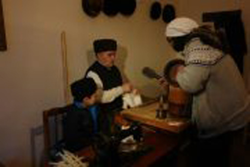 Телеведущий Забир Алиев о великолепии деревенской жизни: "Там все настоящее!" (фотосессия)