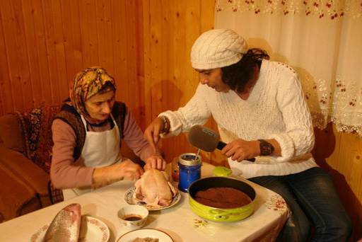 Телеведущий Забир Алиев о великолепии деревенской жизни: "Там все настоящее!" (фотосессия)