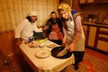 Телеведущий Забир Алиев о великолепии деревенской жизни: "Там все настоящее!" (фотосессия)