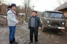 Телеведущий Забир Алиев о великолепии деревенской жизни: "Там все настоящее!" (фотосессия)