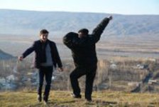 Телеведущий Забир Алиев о великолепии деревенской жизни: "Там все настоящее!" (фотосессия)