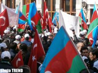 На центральной площади Стамбула начался митинг, посвященный 20-летию  Ходжалинского геноцида (ФОТО)