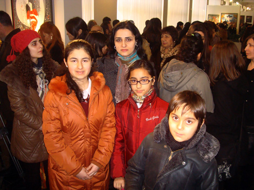 "ХОДЖАЛЫ - 20 лет трагедии" - в рисунках юных художников (фотосессия)