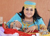 Заслуженная артистка Азербайджана Тунзаля Алиева - обряд нанесения хны (фотосессия)