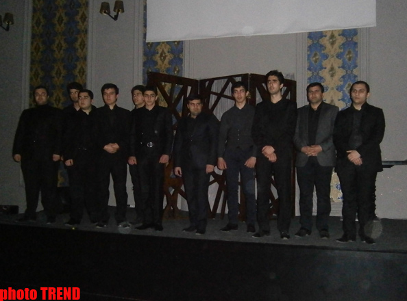 Хумар Гадимова представила философский проект "Крик любви" с участием Расима Балаева и Самира Джафарова (фотосессия)