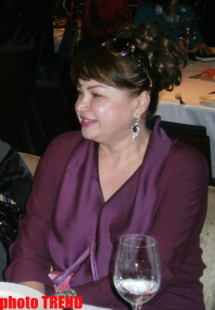 Хумар Гадимова представила философский проект "Крик любви" с участием Расима Балаева и Самира Джафарова (фотосессия)