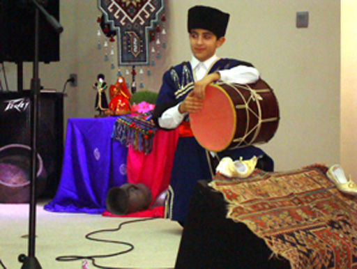 Самый вкусный праздник бакинских школьников (фотосессия)