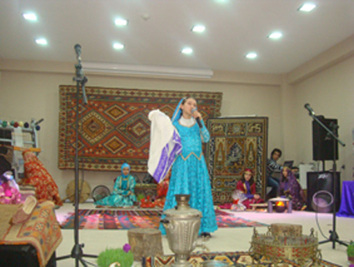 Самый вкусный праздник бакинских школьников (фотосессия)