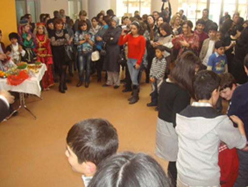 Самый вкусный праздник бакинских школьников (фотосессия)