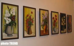 В Баку открылась выставка "Краски Новруза": "Тепло работ согреет души" (фотосессия)
