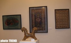 В Баку открылась выставка "Краски Новруза": "Тепло работ согреет души" (фотосессия)