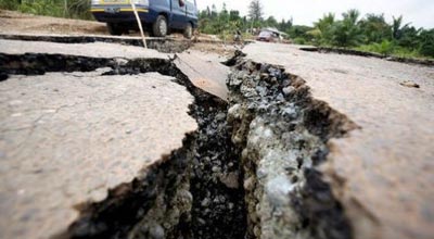 Произошедший в бакинском поселке обвал не связан с оползнем - минэкологии