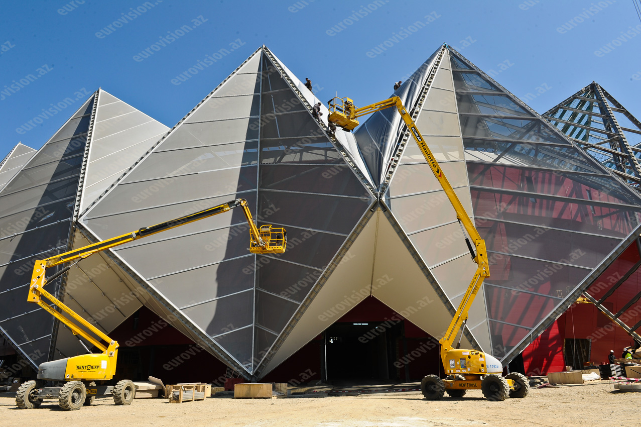 В "Baku Crystal Hall" проводятся завершающие работы (ВИДЕО-ФОТО)
