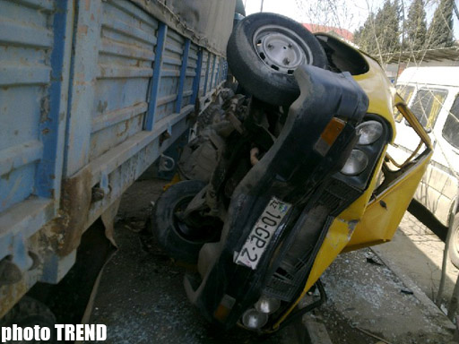 В Баку произошла цепная автоавария - КамАЗ,Mercedes, автобус и "Рено"  (фото)