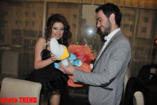 Аян Бабакишиева отметила день рождения веселыми играми с призами (фотосессия)