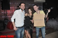 Аян Бабакишиева отметила день рождения веселыми играми с призами (фотосессия)