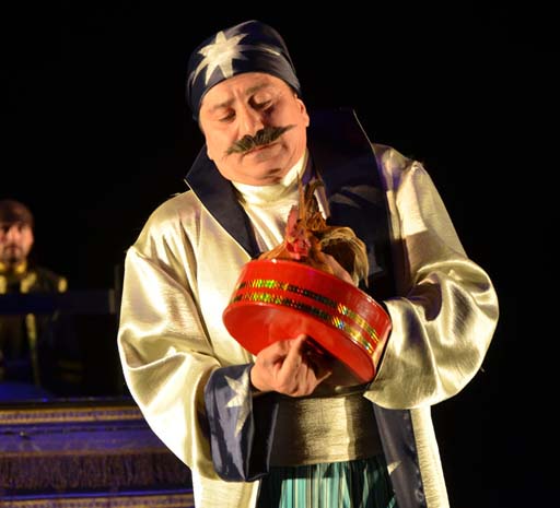 Гастроли азербайджанского театра пройдут в Санкт-Петербурге и Ярославле (фото)