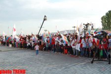 В Баку состоялся грандиозный концерт с участием звезд, посвященный "Евровидению-2012" (фотосессия)