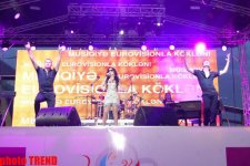 В Баку состоялся грандиозный концерт с участием звезд, посвященный "Евровидению-2012" (фотосессия)