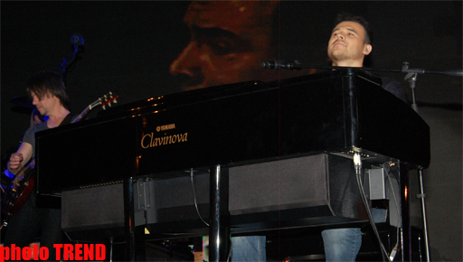 В Баку состоялся грандиозный концерт с участием звезд, посвященный "Евровидению-2012" (фотосессия)