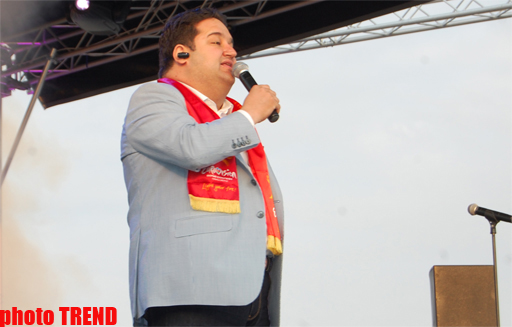 В Баку состоялся грандиозный концерт с участием звезд, посвященный "Евровидению-2012" (фотосессия)