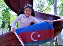 "Azərbaycana Eurovision yaraşır" - креативная акция фан-клуба "Евровидения" (фотосессия)