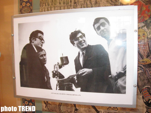 Зажженные свечи на 75-летии Расима Исмайлова: "Он любил детей и понимал их чистый мир"(фотосессия)