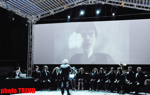 Организация YARAT! представила проект Али Гасанова "Арсениум" (фотосессия)