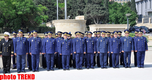 В Азербайджане отмечается День Победы над фашизмом (ФОТО)